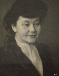Olga Petrea Hansen (1896- )