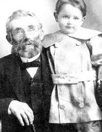 Karl Anton Kaiser (1841-1917) med barnebarn